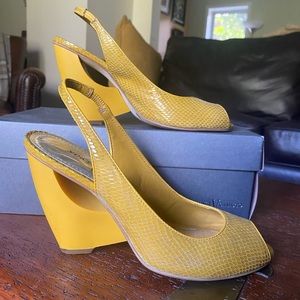 Vince Camuto yellow snakeskin wedges